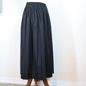 Teddi Vintage Black Pleated Skirt SZ L